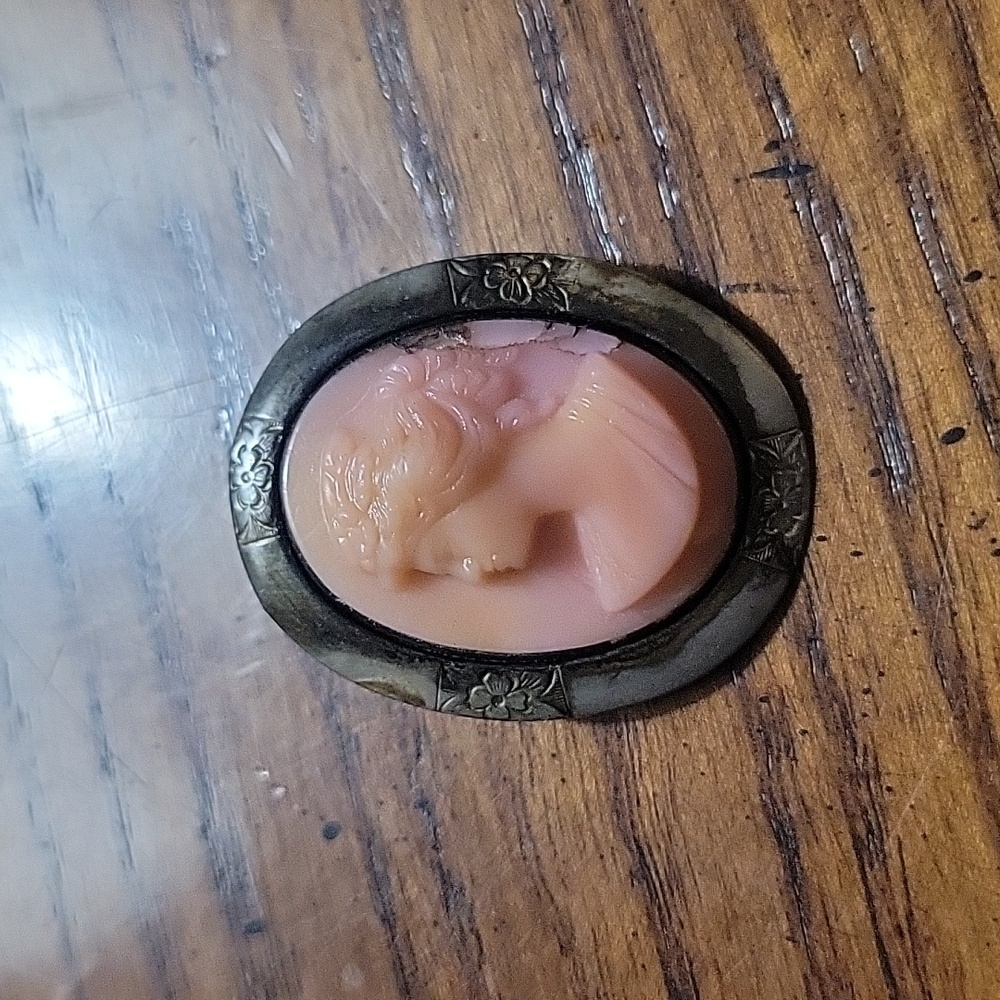Antique Edwardian Victorian Pink Mildred Glass Cameo Brooch Most Likely Sterling